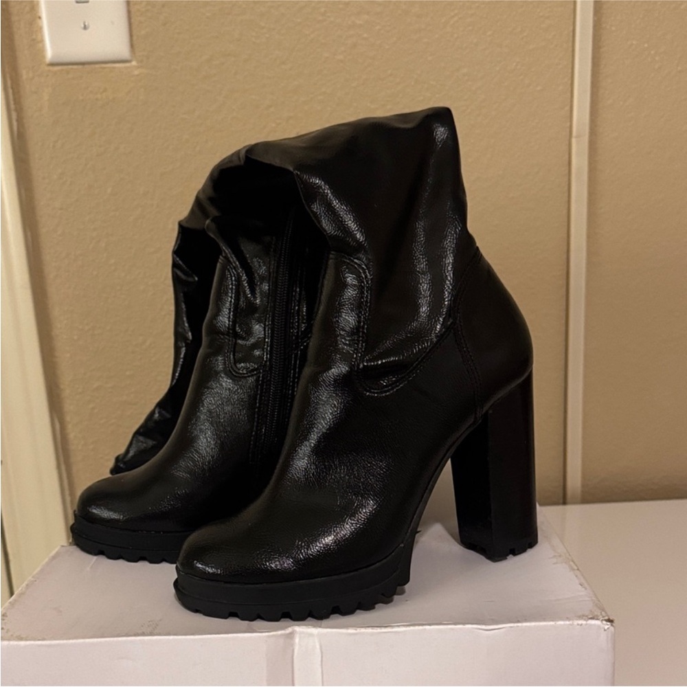 Aldo Black Heeled Boots for Women - Picture 4 of 6